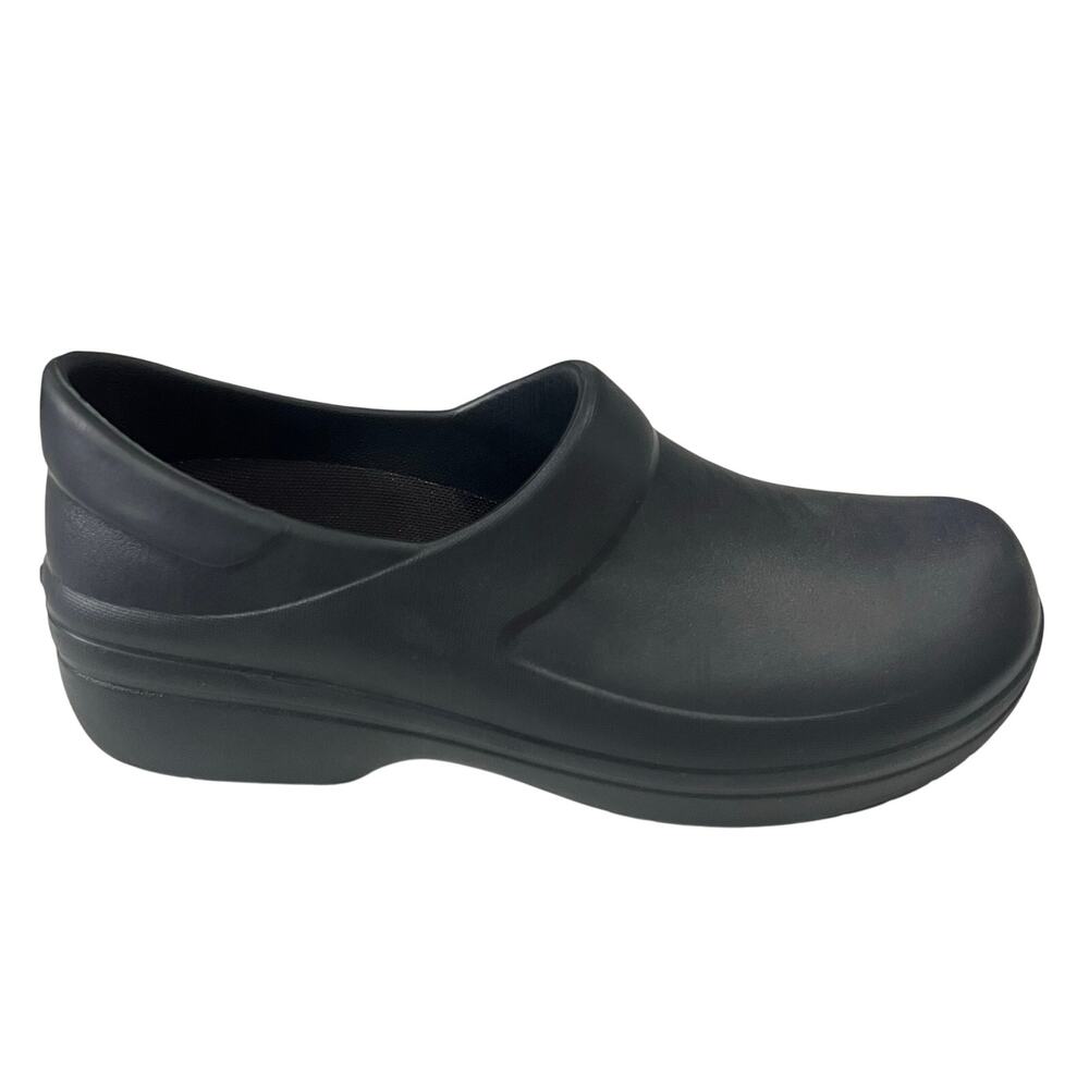 Crocs 206061 Black Comfort Nurse Clogs Closed Toe Slip Ons Women’s 8